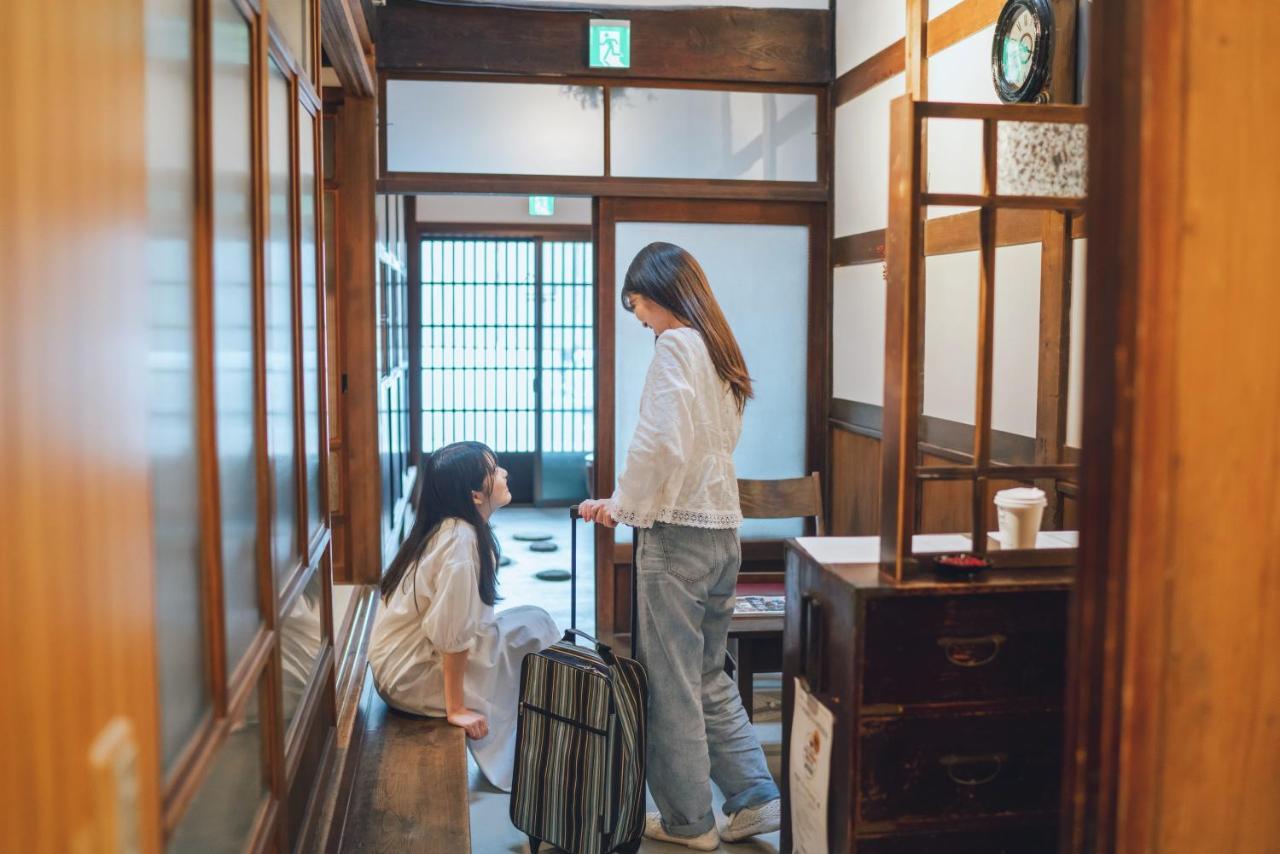町家ゲストハウスかるた 金沢市 エクステリア 写真