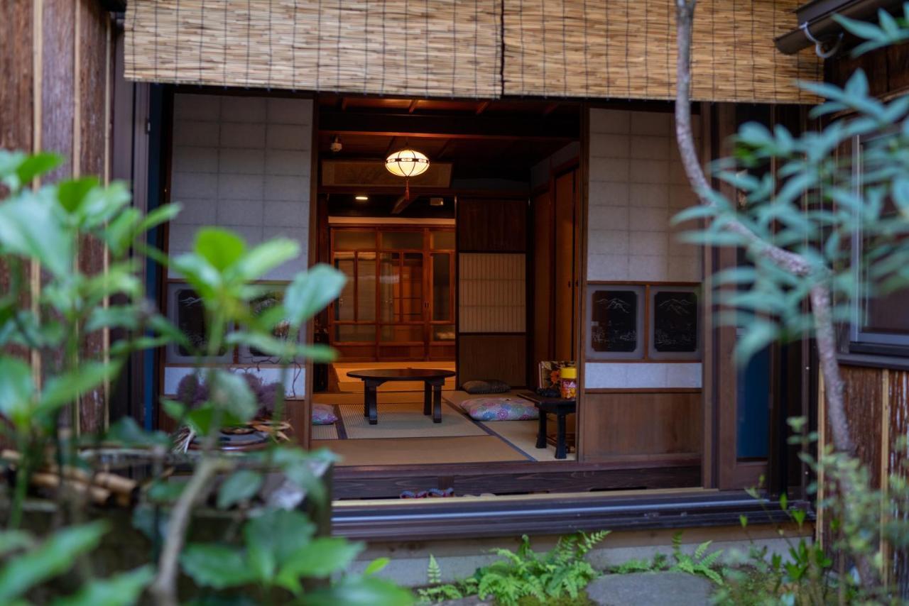 町家ゲストハウスかるた 金沢市 エクステリア 写真
