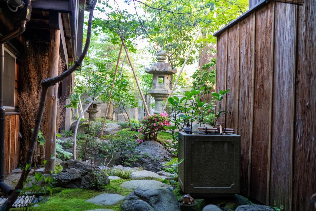 町家ゲストハウスかるた 金沢市 エクステリア 写真